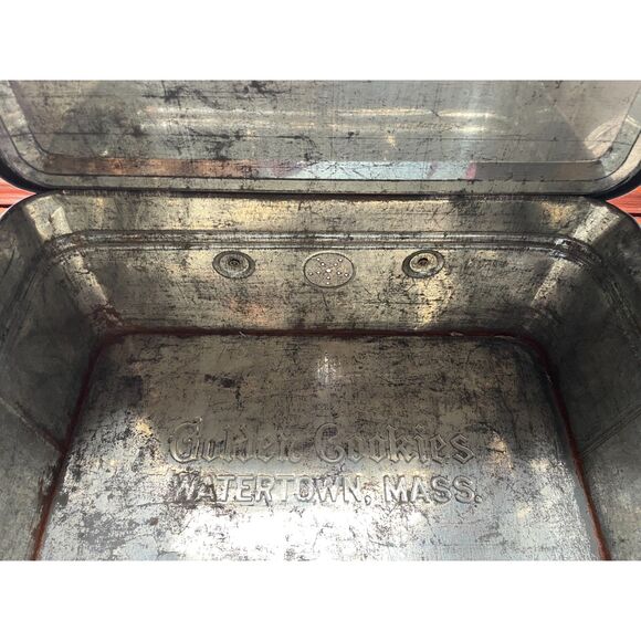 Vintage Patriotic Red White Blue Tin Basket by Golden Cookies, Watertown MASS. - Picture 8 of 13